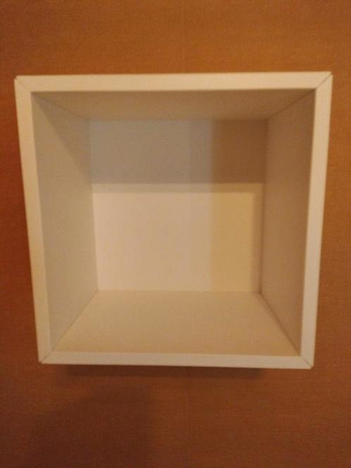 IKEA EKET kubus wit + ophangsysteem, Huis en Inrichting, Woonaccessoires | Wandplanken en Boekenplanken, Nieuw, Ophalen of Verzenden