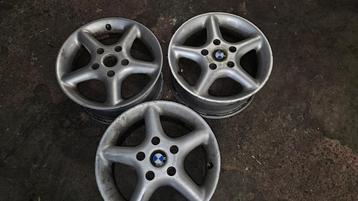 Borbet velgen BMW 15 inch 3 stuks 5 serie E34  beschikbaar voor biedingen