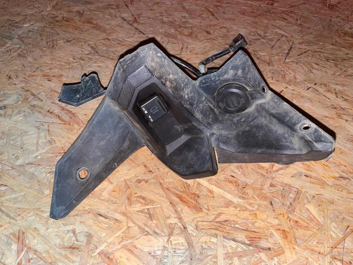 OEM 64581-MKK-D00 + OEM 08V73-MJP-G50, Motoren, Onderdelen | Honda, Gebruikt, Ophalen of Verzenden