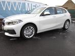 BMW 116i PROF NAVI + CARPLAY + TREKHAAK + KOPLAMP LED, Auto's, Voorwielaandrijving, Wit, Bedrijf, 5 deurs
