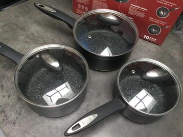 Set van 3 steelpannen, nieuw beschikbaar voor biedingen