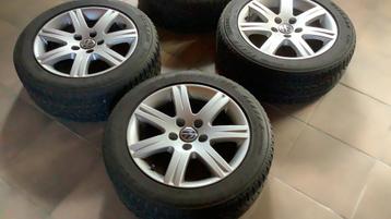 Winterwielen vw golf beschikbaar voor biedingen