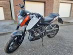 KTM 125 Duke accidentée, Motoren, Particulier, 11 kW of minder, Minimaal motorrijbewijs A1