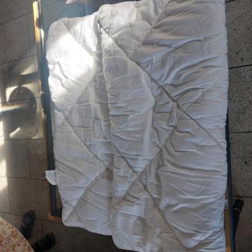 kinder donsdeken beschikbaar voor biedingen