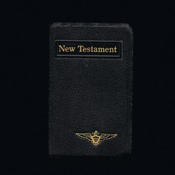 US Naval Aviator, New Testament (1943) disponible aux enchères