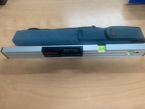 BOSCH DIGITALE WATERPAS DNM60L, Doe-het-zelf en Bouw, Meetapparatuur, Zo goed als nieuw, Overige meters, Ophalen