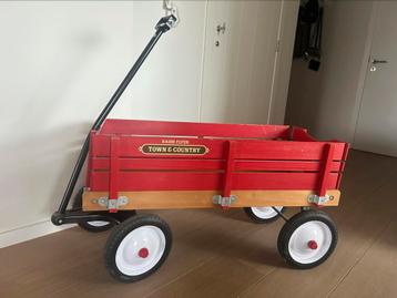 Houten bolderkar beschikbaar voor biedingen
