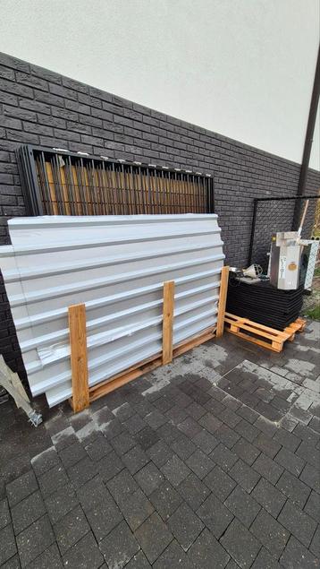 Professionele Hondenren beschikbaar voor biedingen