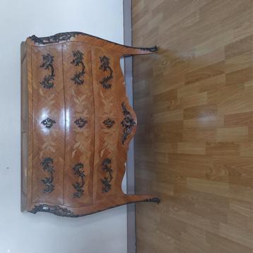 Laden kast beschikbaar voor biedingen