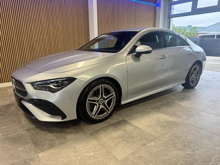 Mercedes CLA 200 AMG pack nieuw model camera sfeerverlicht, Auto's, Mercedes-Benz, Bedrijf, Te koop, CLA, ABS, Achteruitrijcamera