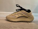 adidas Yeezy 700 V3 "Azael", Sport en Fitness, Schoenen, Nieuw, Ophalen of Verzenden