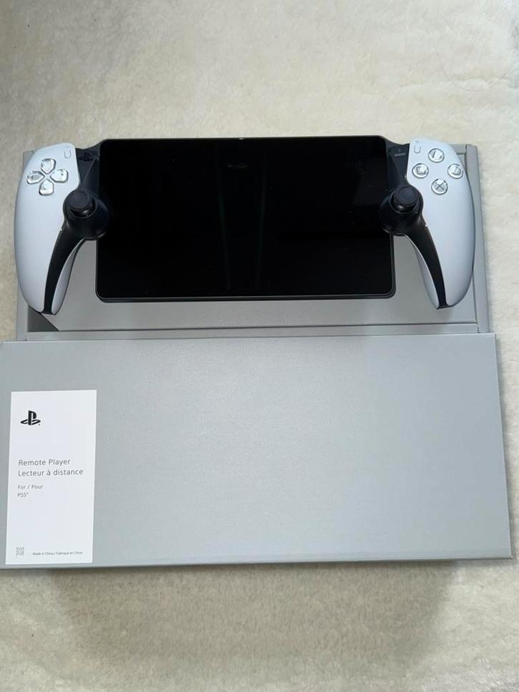 Playstation 5 Portale Remote Player nieuwstaat!!, Games en Spelcomputers, Spelcomputers | Sony PlayStation 5, Zo goed als nieuw
