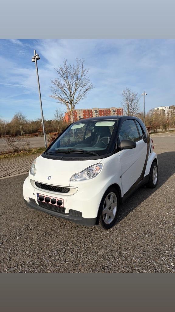 Smart fortwo, Autos, Smart, Particulier, ForTwo, Airbags, Air conditionné, Alarme, Bluetooth, Verrouillage central, Jantes en alliage léger