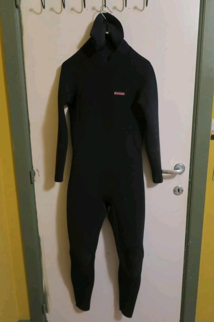 Surfsuit man - XCEL INFINITI LTD 4/3M, Sports nautiques & Bateaux, Vêtements nautiques, Utilisé, Combinaison étanche, Femme ou Homme