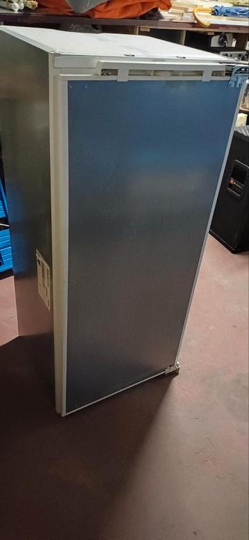Frigo bosch encastrable, Classe énergétique A ou plus économe, 85 à 120 cm, Sans bac à congélation, Enlèvement