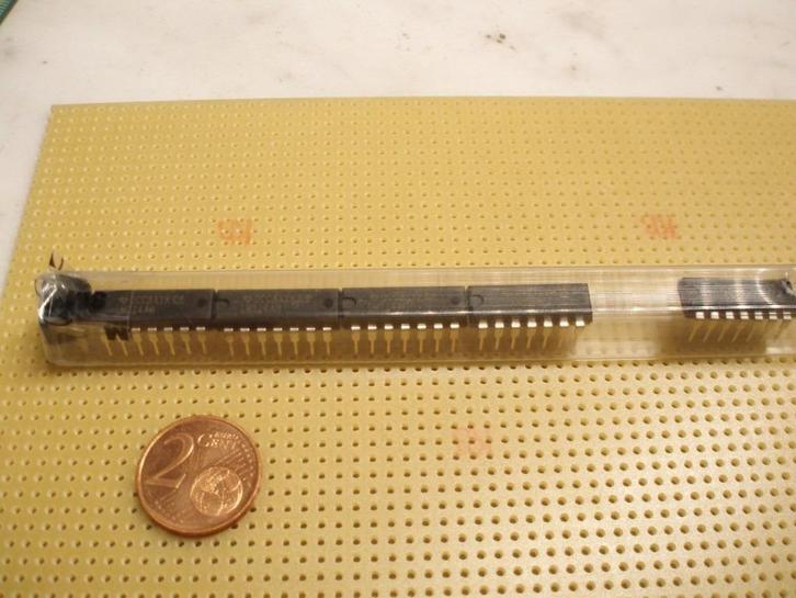 LM324 geïntegreerd circuit — Quad operationele versterker, Hobby en Vrije tijd, Elektronica-componenten, Nieuw, Ophalen of Verzenden