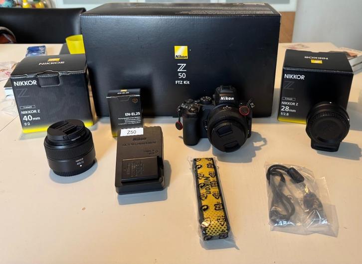 Nikon Z50 et nombreux accessoires, TV, Hi-fi & Vidéo, Appareils photo numériques, Comme neuf, Compact, Nikon, Enlèvement