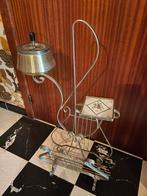 1950s vintage staand tijdschriftenrek met een asbak, Maison & Meubles, Accessoires pour la Maison | Porte-journaux & Porte-revues