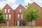 Huis te koop in Genk, 2 slpks, 12300 m², Vrijstaande woning, 2 kamers