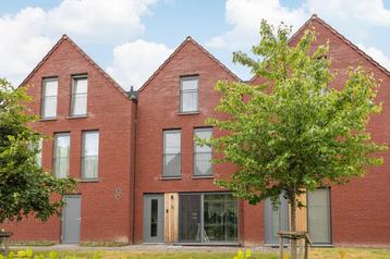 Huis te koop in Genk, 2 slpks beschikbaar voor biedingen