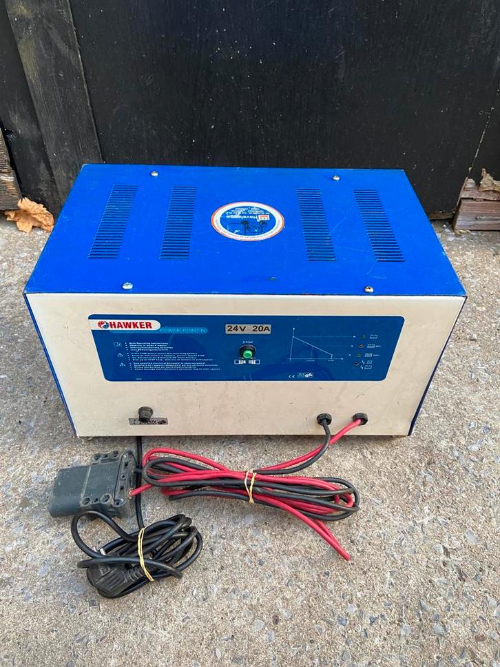Chargeur Hawker 24 V / 20 A, Doe-het-zelf en Bouw, Palletwagens en Pompwagens, Ophalen