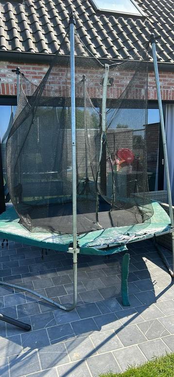 Trampoline 240 beschikbaar voor biedingen