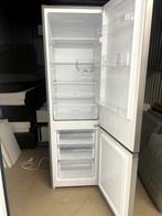 Nieuwe koelkast - Candy - Label A, Elektronische apparatuur, Ophalen, 100 tot 150 liter, Met aparte vriezer, 160 cm of meer