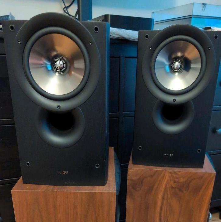 Kef IQ30 boekenplank luidsprekers zwart ( zgan ), Audio, Tv en Foto, Luidsprekerboxen, Zo goed als nieuw, Front, Rear of Stereo speakers