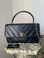 Chanel vintage handtas, Handtassen en Accessoires, Tassen | Damestassen, Ophalen of Verzenden