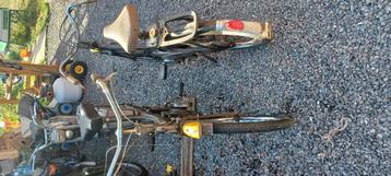 2x EEG motobecane mobylette  beschikbaar voor biedingen