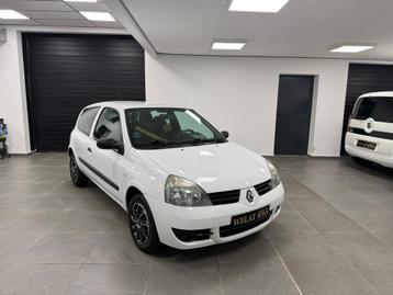 RENAULT CLIO 1.2 BENZINE/NAVIGATIE/CARPLAY/TOP STAAT beschikbaar voor biedingen