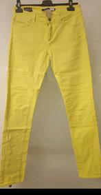 Broek sportmax code 29, Enlèvement