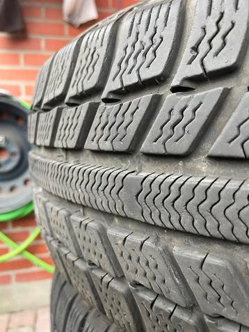 Banden winter 205/55r16 91H 8 banden 