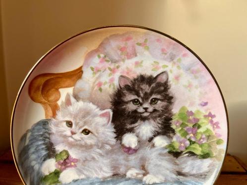 Verzamelbord Franklin Mint met katten kittens, Verzamelen, Dierenverzamelingen, Zo goed als nieuw, Overige typen, Hond of Kat