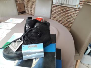 Nouvelles CHAUSSURES DE TREKKING UNISEXES POLICE, Enlèvement ou Envoi, Comme neuf