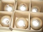 KERSTBALLEN (glas) / goudkleurig (beige), Ophalen of Verzenden, Zo goed als nieuw
