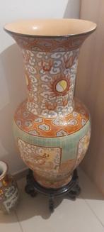 Grote antieke Chinese decoratieve vaas versierd met patronen, Antiek en Kunst, Ophalen