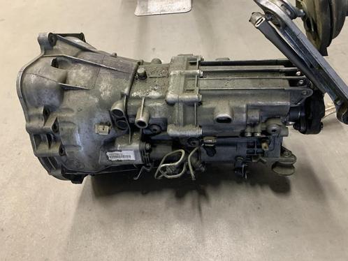 VERSNELLINGSBAK BMW E90 E91 318I 320I 6 BAK 217017395, Auto-onderdelen, Transmissie en Toebehoren, BMW, Gebruikt, Ophalen of Verzenden