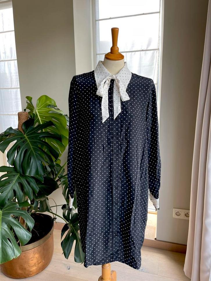 Kleedje Twinset - 42, Vêtements | Femmes, Robes, Comme neuf, Taille 42/44 (L), Noir, Enlèvement ou Envoi