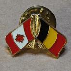Canada + Belgique - Épinglette avec drapeau croisé, Collections, Broches, Pins & Badges, Enlèvement ou Envoi, Ville ou Campagne