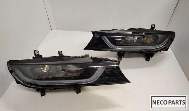 BMW I8 FULL LED KOPLAMPEN ORIGINEEL ALLES LEVERBAAR !!!, Auto-onderdelen, Verlichting, BMW, Gebruikt, Ophalen of Verzenden