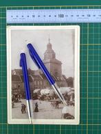 Originele foto Nieuwpoort 1890-1900 markt + beiaardtoren., Ophalen of Verzenden