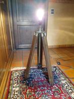 Vintage houten industriële tri-pod - statief - driepoot lamp, Ophalen of Verzenden