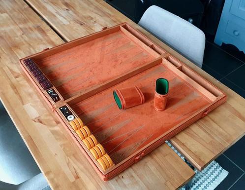 Beautiful old antique French backgammon bakelite, Hobby & Loisirs créatifs, Jeux de société | Jeux de plateau, Enlèvement