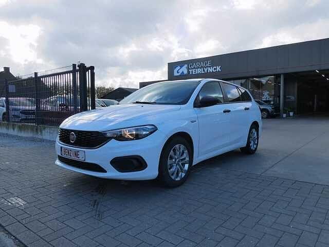 Fiat Tipo Break 1.4 i benzine 95pk Business Luxe '19, Auto's, Fiat, Bedrijf, Tipo, ABS, Airbags, Airconditioning, Alarm, Bluetooth