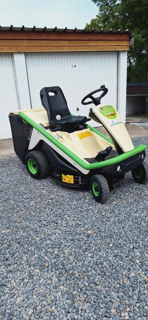 ETESIA BAHIA 80 HYDRO Grasmaaier - Zitmaaier, Tuin en Terras, Zitmaaiers, Zo goed als nieuw, Ophalen