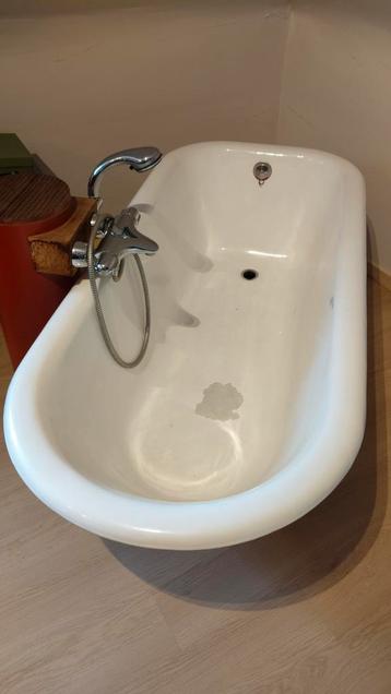 Baignoire ancienne en fonte avec accessoires., Enlèvement, Comme neuf