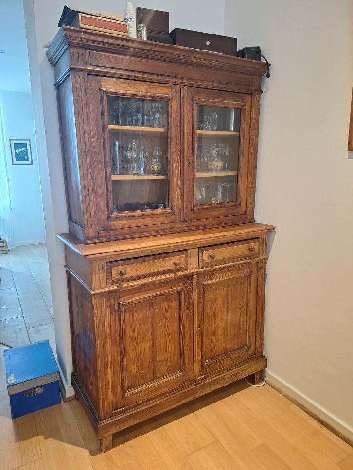 Vitrine en bois massif, Maison & Meubles, Armoires | Vitrines, Utilisé, 150 à 200 cm, 100 à 150 cm, 25 à 50 cm, Avec tiroir(s)