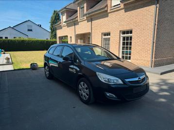 Opel Aatra J break 1.4b Airco Navi Trekhaah beschikbaar voor biedingen
