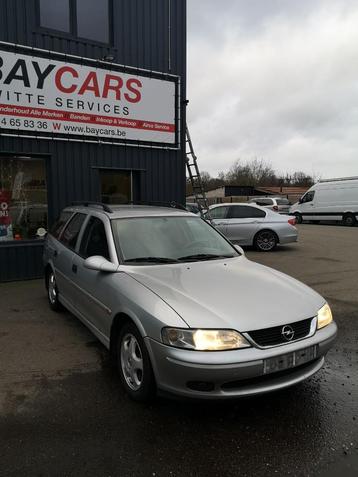 Opel Vectra Wagon 1.8 16V Centennial Benzine 85KW Lage Km's